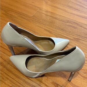 Steve Madden Cream Pointed Heels